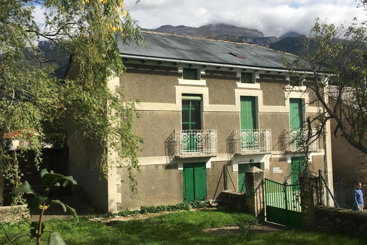 Villa Rosalia Villanua Luaran gambar